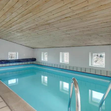 Gorgeous In Bogense With Indoor Swimming Pool Сasa de vacaciones